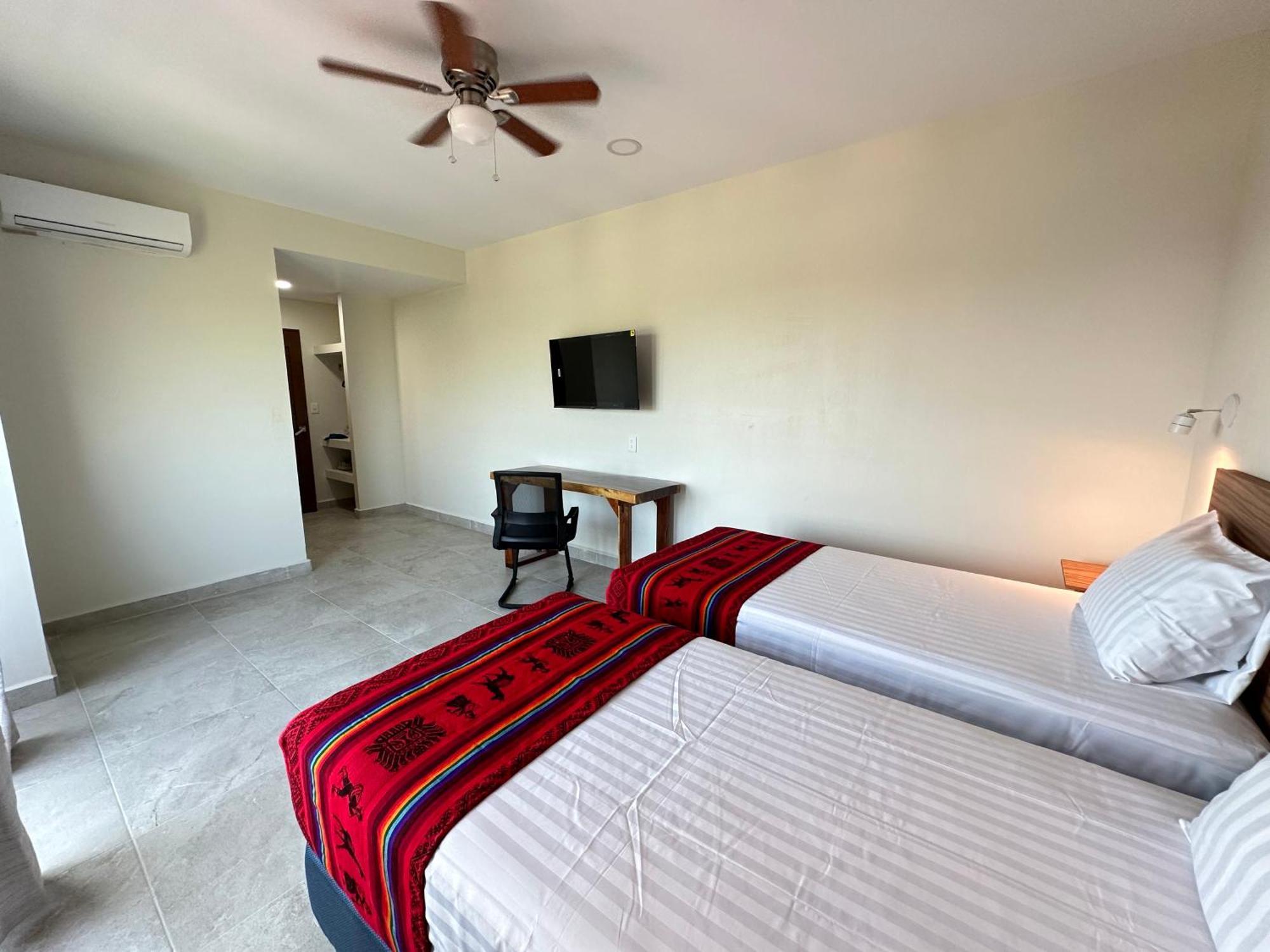 Oneiro Suites With Sea View Mahahual Exteriör bild